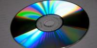 he colors reflected by this compact disc vary with angle and are not caused by pigments. Colors such as these are direct evidence of the wave character of light.